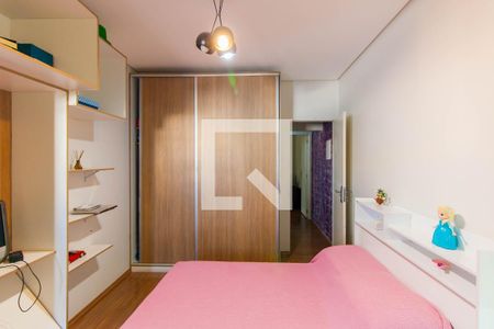 Casa à venda com 216m², 3 quartos e 4 vagas Casa à venda com 216m², 3 quartos e 4 vagasSuíte 2