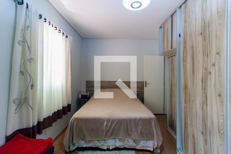 Casa à venda com 216m², 3 quartos e 4 vagas Casa à venda com 216m², 3 quartos e 4 vagasSuíte 1