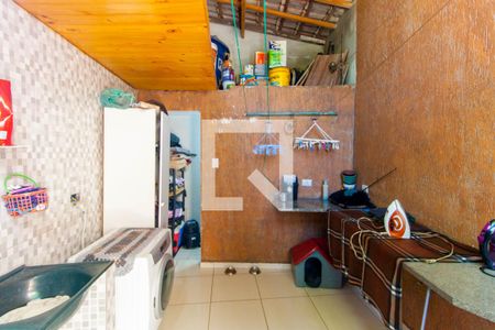 Casa à venda com 216m², 3 quartos e 4 vagas Casa à venda com 216m², 3 quartos e 4 vagasÁrea de Serviço