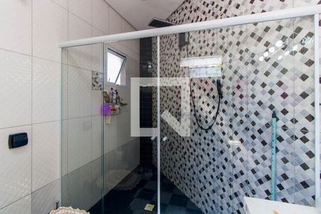 Casa à venda com 216m², 3 quartos e 4 vagas Casa à venda com 216m², 3 quartos e 4 vagasBanheiro da Suíte 1