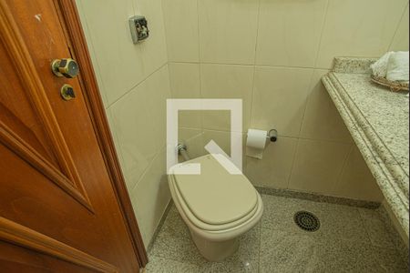 Apartamento à venda com 135m², 4 quartos e 1 vagaLavabo