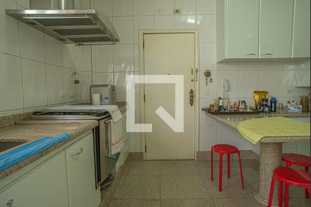 Apartamento à venda com 135m², 4 quartos e 1 vagaCozinha