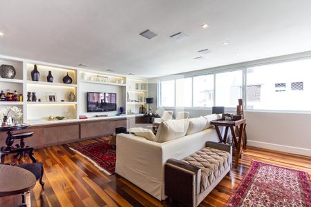 Apartamento à venda com 200m², 3 quartos e 2 vagasSala