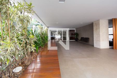 Apartamento à venda com 200m², 3 quartos e 2 vagasEntrada