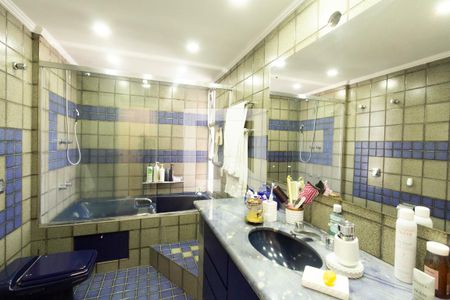 Apartamento à venda com 200m², 3 quartos e 2 vagasBanheiro da Suíte 