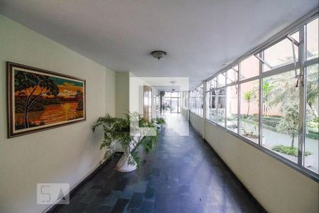 Hall de entrada de apartamento à venda com 2 quartos, 70m² em Sumarezinho, São Paulo