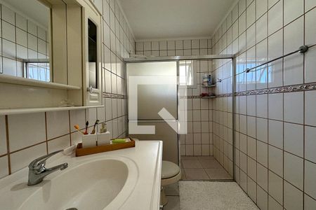 Casa à venda com 153m², 3 quartos e 4 vagasBanheiro