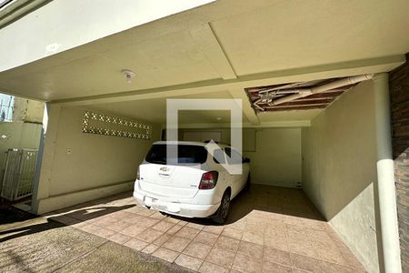 Casa à venda com 153m², 3 quartos e 4 vagasGaragem