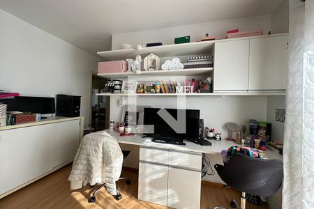 Casa à venda com 153m², 3 quartos e 4 vagasQuarto 2