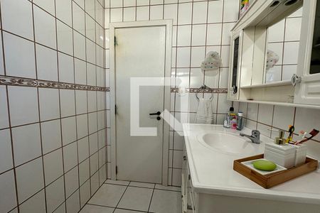 Casa à venda com 153m², 3 quartos e 4 vagasBanheiro