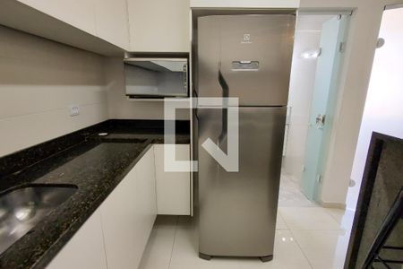 Cozinha de apartamento para alugar com 1 quarto, 44m² em Caiçara, Praia Grande
