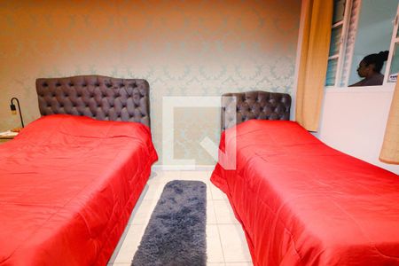 Casa à venda com 374m², 5 quartos e 5 vagasQuarto 4