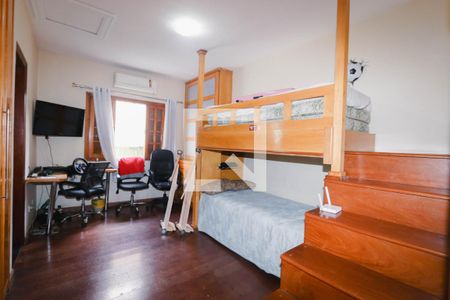 Casa à venda com 374m², 5 quartos e 5 vagasQuarto 3