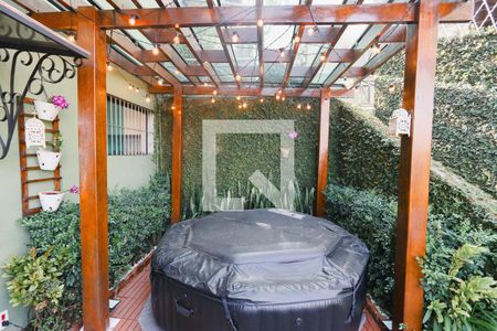 Casa à venda com 374m², 5 quartos e 5 vagasSpa