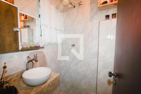 Casa à venda com 374m², 5 quartos e 5 vagasBanheiro 5