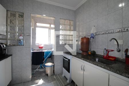 Apartamento à venda com 53m², 2 quartos e 1 vagaCozinha e Área de Serviço
