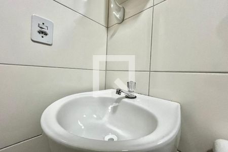 Banheiro Social de apartamento para alugar com 1 quarto, 36m² em Vila Monte Alegre, São Paulo