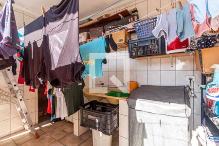 Casa à venda com 125m², 3 quartos e 2 vagas Casa à venda com 125m², 3 quartos e 2 vagasÁrea de Serviço
