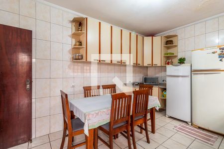 Casa à venda com 125m², 3 quartos e 2 vagas Casa à venda com 125m², 3 quartos e 2 vagasCozinha