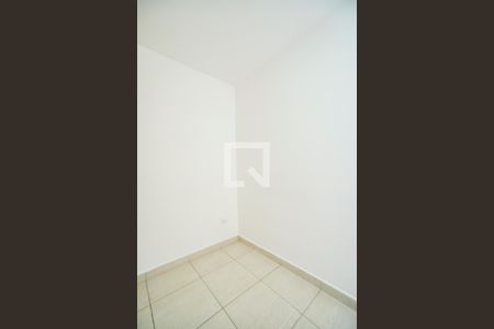 Quarto 01 de apartamento para alugar com 2 quartos, 39m² em Vila Aricanduva, São Paulo