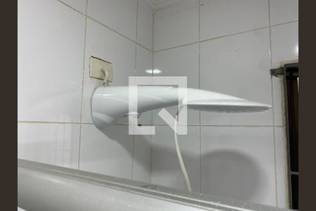 Banheiro da Suíte de casa de condomínio à venda com 3 quartos, 170m² em Vila Alexandria, São Paulo