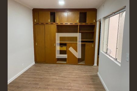 Casa de condomínio à venda com 170m², 3 quartos e 3 vagasQuarto 2