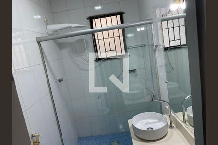 Banheiro da Suíte de casa de condomínio à venda com 3 quartos, 170m² em Vila Alexandria, São Paulo