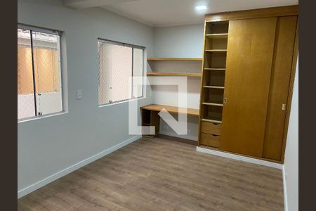 Casa de condomínio à venda com 170m², 3 quartos e 3 vagasQuarto 2