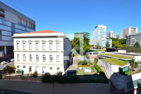 Vista de apartamento à venda com 3 quartos, 153m² em Centro Histórico, Porto Alegre
