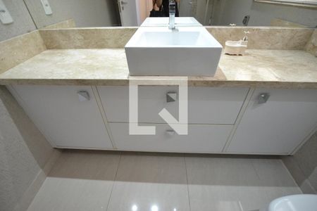 Apartamento à venda com 153m², 3 quartos e 1 vagaBanheiro Social