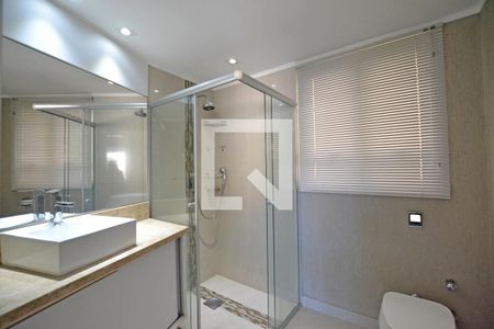 Apartamento à venda com 153m², 3 quartos e 1 vagaBanheiro da Suíte