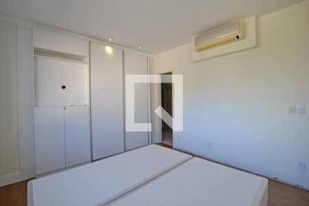 Apartamento à venda com 153m², 3 quartos e 1 vagaSuíte
