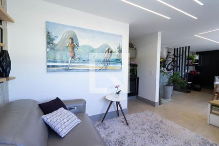 Apartamento para alugar com 136m², 3 quartos e 2 vagasSala