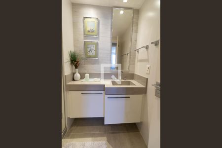 Apartamento para alugar com 136m², 3 quartos e 2 vagasBanheiro do Quarto 1