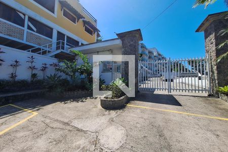Apartamento para alugar com 78m², 1 quarto e 1 vagaFachada e portaria