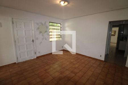 Sala de casa à venda com 3 quartos, 130m² em Vila Vitório Mazzei, São Paulo