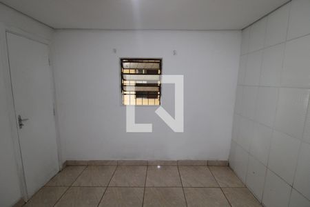 Quarto 2 de casa à venda com 3 quartos, 130m² em Vila Vitório Mazzei, São Paulo