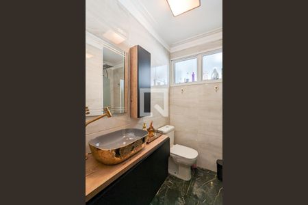 Apartamento para alugar com 203m², 3 quartos e 2 vagasBanheiro