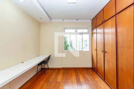 Quarto 2 de apartamento para alugar com 3 quartos, 108m² em Estoril, Belo Horizonte