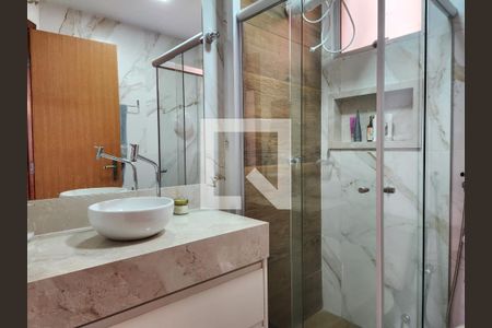 Apartamento à venda com 60m², 2 quartos e 2 vagasBanheiro 2