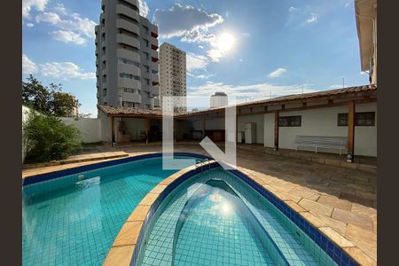 Apartamento à venda com 342m², 4 quartos e 3 vagas Apartamento à venda com 342m², 4 quartos e 3 vagasÁrea comum - Piscina