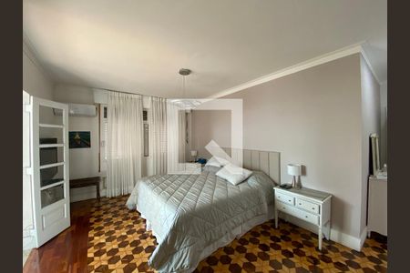 Apartamento à venda com 342m², 4 quartos e 3 vagas Apartamento à venda com 342m², 4 quartos e 3 vagasSuíte