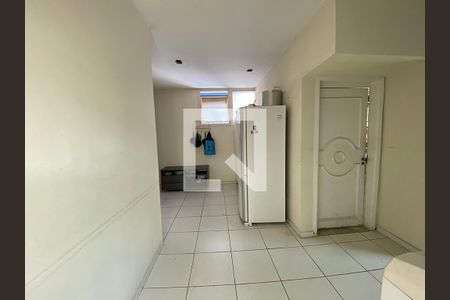 Apartamento à venda com 342m², 4 quartos e 3 vagas Apartamento à venda com 342m², 4 quartos e 3 vagasÁrea de Serviço