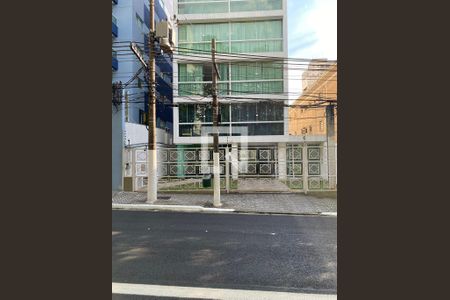 Apartamento à venda com 342m², 4 quartos e 3 vagas Apartamento à venda com 342m², 4 quartos e 3 vagasFachada