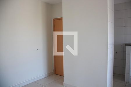 Sala de apartamento para alugar com 2 quartos, 55m² em Alto Umuarama, Uberlândia