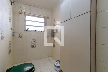 Casa para alugar com 317m², 4 quartos e 5 vagas Casa para alugar com 317m², 4 quartos e 5 vagasBanheiro