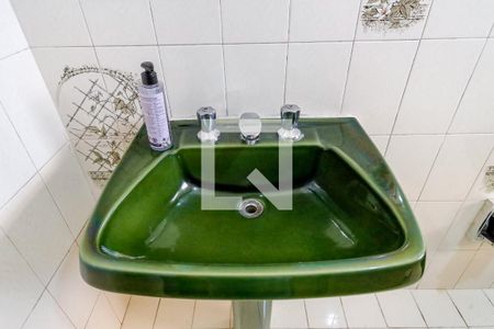 Casa para alugar com 317m², 4 quartos e 5 vagas Casa para alugar com 317m², 4 quartos e 5 vagasBanheiro