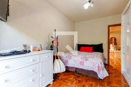 Casa para alugar com 317m², 4 quartos e 5 vagas Casa para alugar com 317m², 4 quartos e 5 vagasQuarto 4