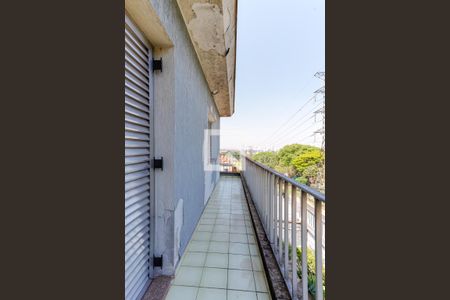 Casa para alugar com 317m², 4 quartos e 5 vagas Casa para alugar com 317m², 4 quartos e 5 vagasSacada Quarto 4