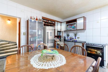 Casa para alugar com 317m², 4 quartos e 5 vagas Casa para alugar com 317m², 4 quartos e 5 vagasCozinha